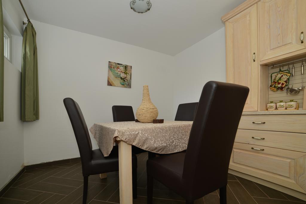 Apartments Kuljace Sveti Stefan Ngoại thất bức ảnh