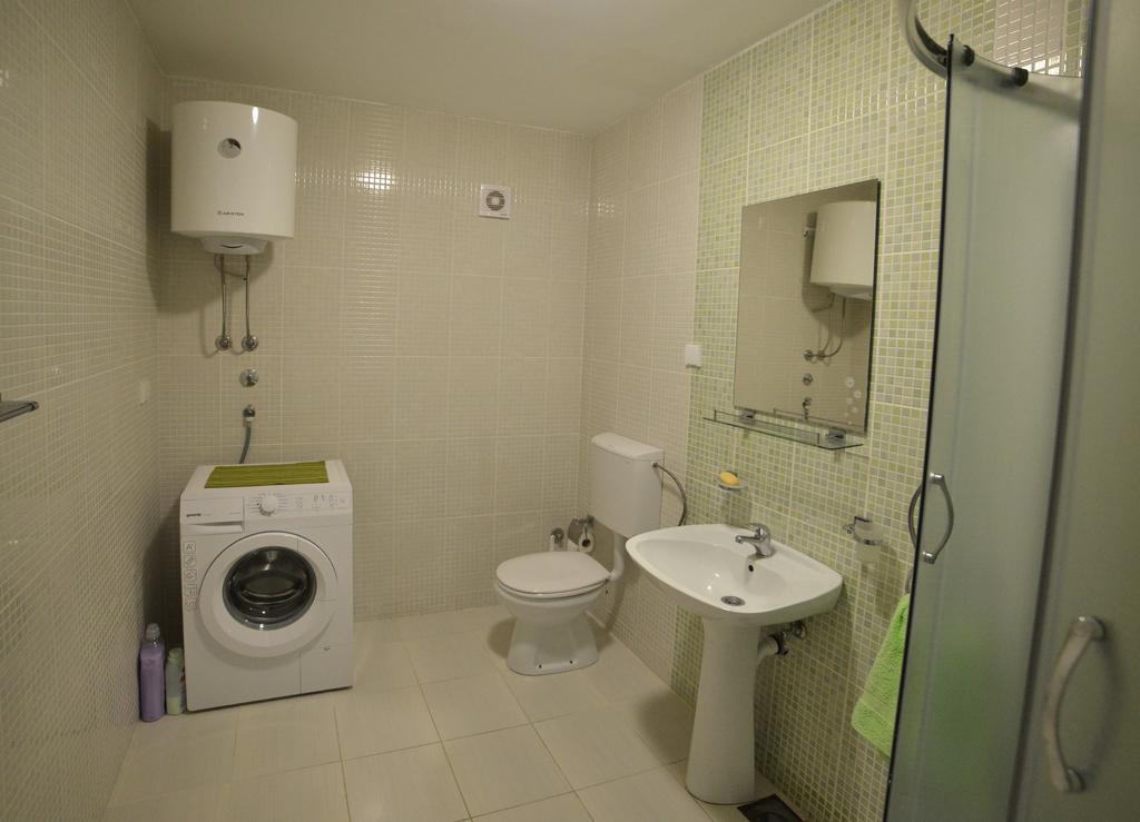 Apartments Kuljace Sveti Stefan Ngoại thất bức ảnh