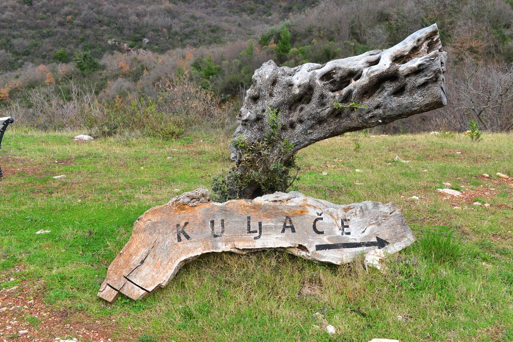 Apartments Kuljace Sveti Stefan Ngoại thất bức ảnh