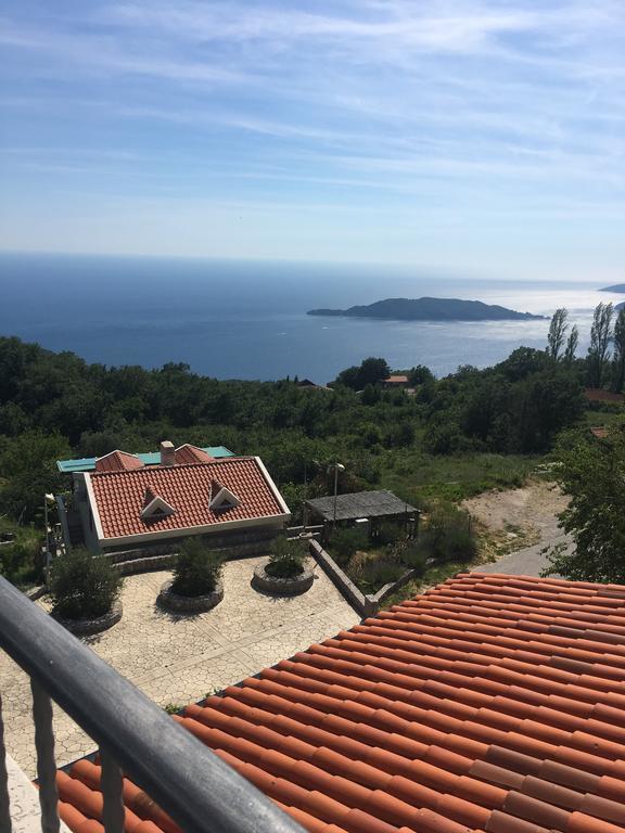 Apartments Kuljace Sveti Stefan Ngoại thất bức ảnh