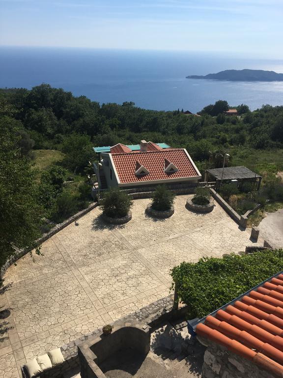 Apartments Kuljace Sveti Stefan Ngoại thất bức ảnh