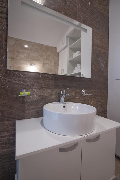 Apartments Kuljace Sveti Stefan Ngoại thất bức ảnh