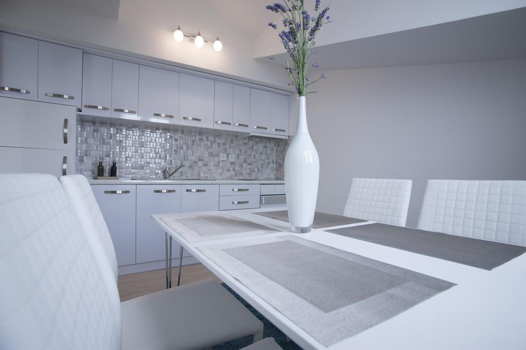 Apartments Kuljace Sveti Stefan Ngoại thất bức ảnh