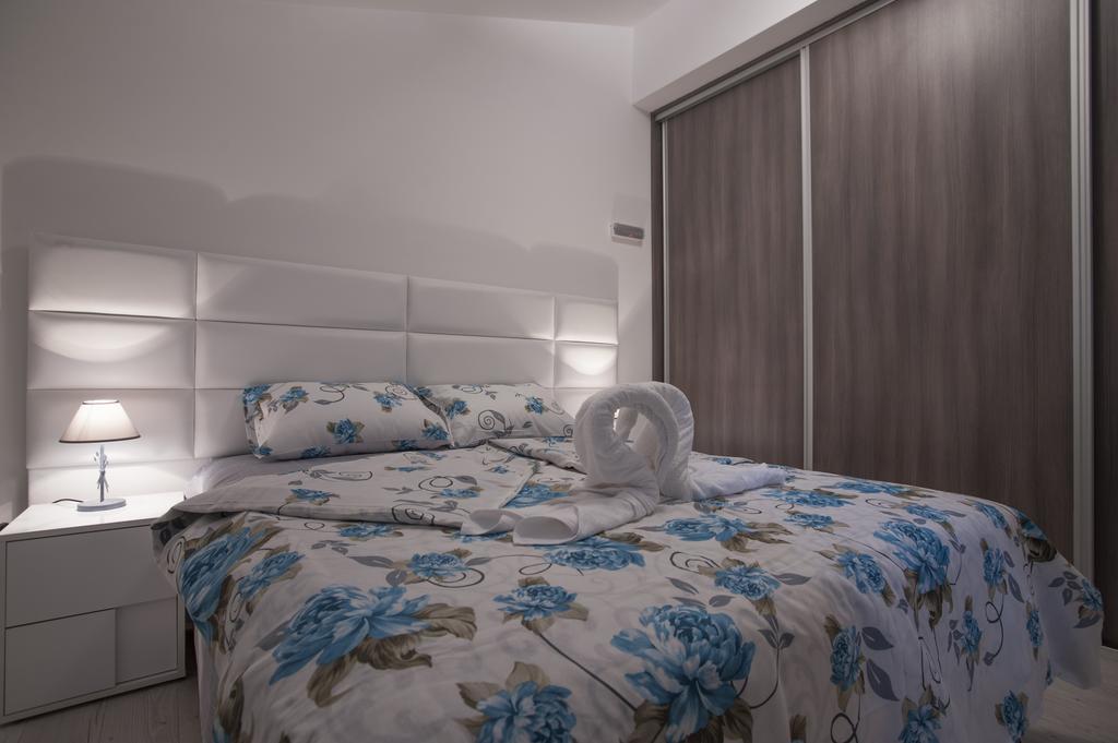 Apartments Kuljace Sveti Stefan Ngoại thất bức ảnh