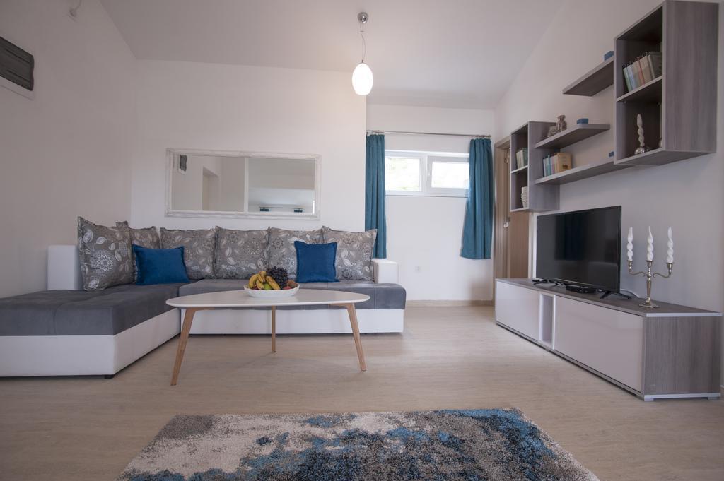 Apartments Kuljace Sveti Stefan Ngoại thất bức ảnh